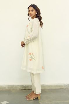 Off-white tunic dress featuring hand embroidered flower motif all over. Comes with an inner. - Aza Fashions Hand Embroidered Tunics, Tunic Dress Patterns, White Tunic Dress, Hand Embroidered Flower, Embroidered Tunic Dress, Flower Top, Hand Embroidery Flowers, White Tunic, Flower Motif