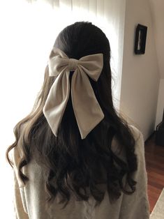 Debut Hairstyles, Hair Ribbons Hairstyles, Girly Hairstyles, Hair Ribbons, Ribbon Hair, Korean Hairstyle