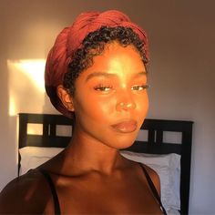 Headwrap Hairstyles Short Hair, Twa With Hat, Headscarves For Short Hair, Natural Black Woman Hair Styles, Short Hair Head Wrap, Silk Scarf Hairstyles Short Hair, Headwrap Short Hair, Curly Hair Wrap Head Scarfs, 4c Undercut Natural Hair