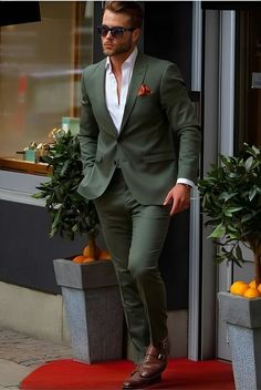 This is a Classic Fit Green Tuxedo 2 Piece Suit by EyesofFashions🎀 from high quality fabric and imported materials. Our products are handcrafted by experienced tailors who make sure the that the stitching is precise, lining is proper and the overall product is sturdy enough to not go out of shape for more than a few years. Also all our products have extra margins in their length, sleeves, sides so it's easily alterable if your size changes after some time. *This is a 2 piece set of a jacket and trouser👖. *We also offer customization so we can provide you an even better fit if you massage us your measurements (in inches) of Chest, Stomach, Waist, Hip, Shoulder and Actual Height after ordering. *Want this product but in slightly different design or colour? Tell us and we'll work it out. *F Light Green Outfit Men, Green Suit Men Wedding, Green Mens Suit, Men Green Suit, Suit Wedding Guest, Light Green Suit, Men Wedding Suit, Green Suits, Green Suit Men