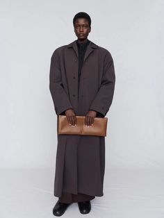 Carven Women Ready-to-wear | Coat Brown Oversized Outerwear For Formal Events, Brown Oversized Outerwear For Formal Occasions, Brown Gabardine Long Coat, Brown Gabardine Outerwear For Business, Capsule Wardrobe Minimal, Fw 2024, Sleek Outfit, Carolyn Bessette, Outfit Everyday