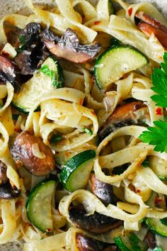 pasta with mushrooms, zucchini and parsley