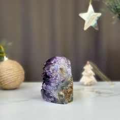 This is a unique Amethyst. The stone you will receive is the exact one as in the picture. ✧ MEASURES: Width: 2 in x Height: 3 in Weight 0.8 lb (381 gr) Third Eye Chakra Stones, Meditation Crystals, Amethyst Geode, Stone Wrapping, Amethyst Cluster, Premium Gift, Types Of Stones, Chakra Stones, February Birth Stone