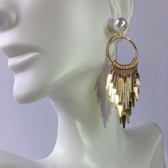 Fashionable Dangle Drop Gold Earrings For Women. Chic Metal Dangle Clip-on Earrings, Trendy Dangle Chandelier Earrings For Pierced Ears, Trendy Metal Pearl Drop Earrings, Trendy Dangle Chandelier Earrings, Gold Tassel Earrings With Pearl Drop For Party, Gold Pearl Drop Tassel Earrings For Party, Trendy Gold Dangle Clip-on Earrings, Gold Pearl Earrings Nickel Free For Party, Trendy Gold Pearl Earrings For Party