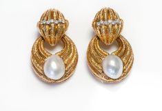 Robert Wander Gold Pearl Earrings Pearl Diamond Earrings, Diamond Bracelet Design, Luxury Earrings, Pearl And Diamond Earrings, Gold Pearl Earrings, Bracelet Design, Enamel Earrings, Antique Earrings, Pearl Diamond