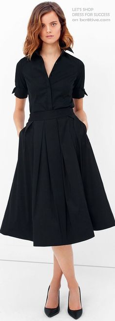 #Farbberatung #Stilberatung #Farbenreich mit www.farben-reich.com TAFFETA MIDI SKIRT Áo Blu, Dressy Dress, Trendy Dress, Mode Casual, Simple Dress, Dress For Success, Inspired Outfits, Casual Summer Dresses