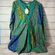 Velzera Boho Top Nwt Size M. One Of The Fasteners For The Buttons Is Detached As Seen In Photos. Style # Vl-Ied58 Green Bohemian Block Print Tops, Green Patchwork Tops For Festival, Green Bohemian Tunic Blouse, Green Casual Blouse For Festival, Green Hippie Blouse For Festivals, Green Hippie Festival Blouse, Green Tunic Blouse For Festival, Boho Top, Boho Tops