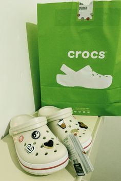 Aesthetic Crocs Jibbitz, Jibbitz Ideas, Clouds Wallpaper Iphone, Crocs Jibbitz, Dr Shoes, Fashion Shoes Sandals, Shoes Outfit Fashion