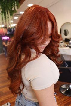 Cheveux Oranges, Copper Red Hair, Hair Color Orange, Red Hair Inspo, Ginger Hair Color, Hair Color Auburn, Copper Hair Color, Hair Makeover, Red Hair Color