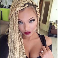 Hair Affair, Dark Lips, Hair Crush, Afro Hairstyles, Perfect Hair, Box Braids, Diy Hairstyles, Pretty Hairstyles, Pretty Face