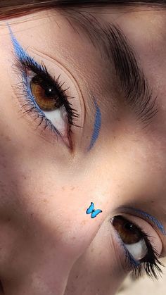 Maquillage On Fleek, Blue Eyeliner