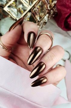 30 Chic New Year's Nail Ideas Perfect for The Holidays - Be Centsational New Years Nails Ideas, Christmas Nail Designs Acrylic, New Years Nail, Sue Barker, New Years Nails, Sns Nails Colors, New Years Nail Designs, Latest Nail Designs