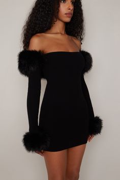 Your coziest must-have – meet our Faux Fur Off-The-Shoulder Dress. Knit for comfort and elegance, the fitted style is trimmed with plush faux fur that can be removed; this versatile dress is destined to become your favorite dress. Off-the-shoulder neckline Long sleeves Pullover style Detachable faux fur trim at collar and cuffs 5% Cashmere, 40% Wool, 10% Tess, 20% Viscose, 25% Nylon Model wears a size small Model measurements: Height 5’9”, Bust 32”, Waist 25.5”, Hips 35” Off The Shoulders Top, Off The Shoulders Dress, Fancy Winter Dress, Fur Mini Dress, Danielle Guizio Dress, Lacy Dress Outfit, Black Mini Dress With Sleeves, Fur Trimmed Dress, New Years Eve Outfits Dress To Impress