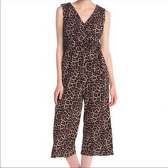 New With Tags T Tahari Sleeveless Surplice Faux Tie Leopard Animal Print Jumpsuit Romper Sz Small Color Brown / Tan / Black Underarm To Underarm 16” Shoulder To Hem 46” Waist 12.5” Inseam 20” Leg Opening 12” Fabric Content 96% Rayon / 2% Spandex Elasticized Waist, Pockets At Hip Please See All Photos For Details. All Measurements Are Taken Flat, Un-Stretched And Are Approximate. Item Is From A Clean And Smoke Free Environment. Questions Welcome, Thanks For Looking! Chic Sleeveless Leopard Print Jumpsuit, Sleeveless Stretch Jumpsuits And Rompers For Fall, Fall Sleeveless Stretch Jumpsuits And Rompers, Stretch Sleeveless Jumpsuit For Fall, Sleeveless Leopard Print Jumpsuit For Summer, Sleeveless Leopard Print Jumpsuits And Rompers For Summer, Sleeveless Brown Jumpsuits For Workwear, Sleeveless Stretch Brown Jumpsuits And Rompers, Brown Stretch Sleeveless Jumpsuits And Rompers