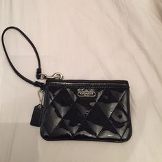 Only Used A Few Times! No Signs Of Wear. Practically Brand New! Bags Coach, Coach Wristlet, Coach Bags, Bag Lady, Brand New, Signs, Cream, Women Shopping, How To Wear