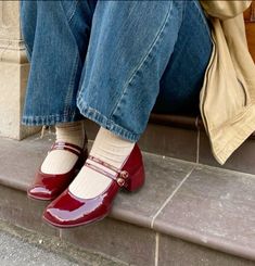 With chunky heel and two cute straps Red Maryjanes Shoes, Red Mary Janes Aesthetic, Mary Jane Shoes Outfit, Red Mary Jane Shoes, Red Ballet Flats, Quoi Porter