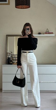 Black Trousers Outfit Elegant, White Trousers Aesthetic, White Trousers Outfit Autumn, White Pants Winter Outfit Classy, Formal Trousers Women Outfit, White Trousers Outfit Aesthetic, Elegant Everyday Outfits Classy, Old Money College Outfits Women, Black And White Old Money Outfits