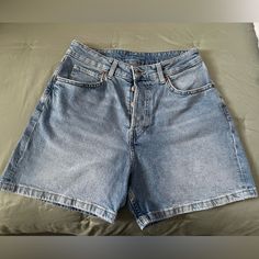 High Waisted Jean Shorts Size 6 New Without Tags. -Only Tried On. Very Flattering! H&m Denim Blue Bottoms With Pockets, H&m High Waisted Casual Jean Shorts, H&m High Waist Cotton Jean Shorts, H&m High Rise Denim Bottoms, H&m Light Wash Mid-rise Bottoms, H&m High Rise Cotton Shorts, H&m High Waist Casual Jean Shorts, H&m High Rise Shorts For Summer, H&m High Rise Casual Bottoms