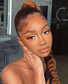 Orange Eyeshadow Looks, Prom Makeup For Brown Eyes, Fall Eyeshadow Looks, Fashion Show Makeup, Orange Eye Makeup, Orange Eyeshadow, Orange Makeup, Soft Makeup Looks, Prom Makeup Looks