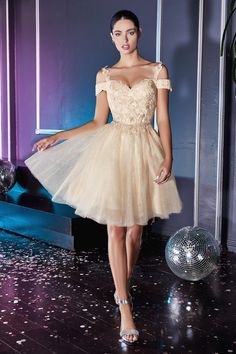 Cinderella Divine CD0132 Off the shoulder lace cocktail dress with layered glitter tulle and sweetheart neckline. Short Dance Dresses, Short Corset Dress, Grade 8 Grad Dresses, Glitter Homecoming Dress, Tulle Short Dress, Dama Dresses, Mini Prom Dresses, Cinderella Divine, Beautiful Dresses Short