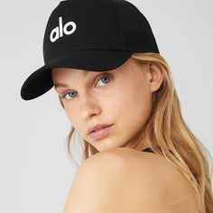 ALO Off-Duty Baseball Cap - Black + White - NEW - SOLD OUT IN STORE Yoga Men, Price Increase, White Embroidery, Signature Logo