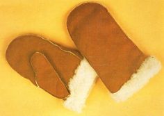 Sewing Mittens Pattern, Leather Mittens Diy, Sew Mittens Pattern, Free Mitten Patterns Sewing, Leather Gloves Pattern, Fur Mittens Pattern, Diy Mittens, Fur Mitten, How To Make Leather