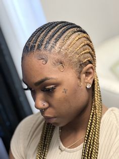 feed in braids styles straight back Braided Cornrow Hairstyles Colour, Peekaboo Straight Back Braids, Skunk Stripe Blowout, Cornrows With Skunk Stripe, Skunk Stripe Feed In Braids, Skunk Stripe Stitch Braids, Fulani Braids Skunk Stripe, Green Skunk Stripe Braids, Straight Back Braids With Color