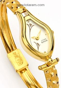 22 karat gold watch - titan raga watch - womens gold watch
  diameter of the watch dial : 0.80 inches
  please note: the dial of the watch is not made of gold, only the strap connecting (joining) the watch is made of gold


introducing our exquisite 22 karat gold watch from titan raga collection, a stunning piece of womens gold jewelry that effortlessly combines elegance and style. crafted with utmost precision, this watch showcases a dial diameter of 0.80 inches, making it the perfect accessory Gold Watches Women Indian, Womens Gold Watch, Watch Womens, Gold Watches, Gold Watches Women, India Gift, Watch Dial, Watches Women, Bangles Style