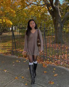 Downtown Work Outfits, Thanks Giving Dinner Outfits, Cute Outfits For Christmas Party, Thanksgiving Ootd Outfit Ideas, Cute La Outfits, Fall Outfit Styling, How To Style A Dress For Winter, Brown Fall Boots Outfits, Outfit Inspo With Accessories