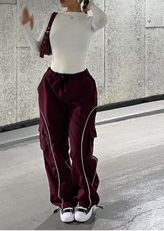 Gymwear Outfits, Mode Zara, Back To School Outfit, Effortlessly Chic Outfits, Looks Party, Outfit Inspo Casual, Casual Day Outfits, Tomboy Style Outfits, Festival Looks