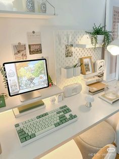 Desk Tour, Desk Aesthetic, Cozy Desk, Study Desk Decor, Desk Layout, Desk Inspiration, White Desk, Desk Inspo, Office Room Decor