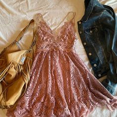 Brand New! Super Cute ! Pear Or With Some Boots And A Hat And Visit A Vineyard! Casual Lace Mini Dress For Day Out, Casual Lace Mini Dress For Date Night, Cute Country Dresses, Cowgirl Dresses, Small Dresses, Country Dresses, Cute N Country, People Dress, Small Dress