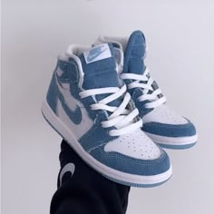 New With Box Casual Light Blue High-top Jordan Shoes, Denim Diamonds, Cute Jordans, Custom Jordan, Men Nike Shoes, Fire Shoes, Jordans 1, Sneaker Heads, Nike Shoes Women Fashion