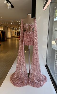 Prom Dresses Glitter, Dresses Glitter, Stile Blair Waldorf, Prom Dresses Sparkly, Crazy Fashion, Gorgeous Prom Dresses, Stylish Hijab, Classy Prom Dresses