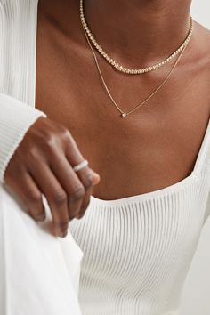 Gold Gold diamond necklace | STONE AND STRAND | NET-A-PORTER Cool Toned Jewelry, Gold Dimond Necklace, Gold Jewelry Diamond, Gold Necklace Inspiration, Fine Jewelry Necklaces, Women’s Gold Necklace, Simple Classic Jewelry, Layered Necklaces Diamond, Gold Necklace For Prom