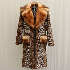 Find ideas๏ฟฝand inspiration for Women's Leopard Print Mink Coat Raccoon Fur Large Fur Collar Warm Windbreaker, Womens Coats Jackets Women's Cosplay, Men's Sleepwear, Parka Vest, Fall Winter Jacket, Leopard Jacket, China Product, Mink Coat, Long Trench, Long Trench Coat