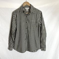 Evan-Picone Top Womens 6 Cotton Gingham Black Beige Button Up Shirt | eBay Classic Plaid Shirt For Everyday, Classic Black Flannel Shirt With Buttons, Cotton Gingham Top With Button Closure, Long Sleeve Gingham Shirt With Button Closure, Casual Cotton Shirt With Houndstooth Pattern, Classic Gingham Shirt For Fall, Classic Plaid Button-up Top, Long Sleeve Gingham Shirt With Buttons, Gingham Long Sleeve Top With Buttons