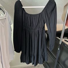 Brand New Dress Size S All Prices Completely Negotiable, Just Ask Casual Mini Dress For Fall Going Out, Casual Mini Dress For Going Out In Fall, Casual Non-stretch Mini Dress For Date Night, Non-stretch Casual Dress For Night Out, Flowy Casual Mini Dress For Night Out, Black Long Sleeve Dress, Black Long Sleeve, Sleeve Dress, New Dress