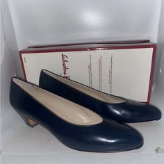 Salvatore Ferragamo Kitten-Heel Leather Pumps Navy Heels Womens Shoes 9.5 Aa. Ferragamo Box Included, However Is Not Original Box For The Shoes. Classic Calf Leather Court Shoes With Closed Toe, Elegant Blue Leather Shoes For Office, Elegant Blue Leather Office Shoes, Classic Calf Leather Court Shoes With Round Toe, Classic Court Shoes With Reinforced Heel For Galas, Classic Medium Width Heels For Galas, Medium Width Almond Toe Court Shoes For Galas, Classic Low Heel Court Shoes With Leather Lining, Classic Closed Toe Court Shoes With Leather Lining