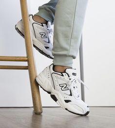 Indie Shoes Aesthetic, Nb Sneakers, Street Style Shoes, Chunky Shoes