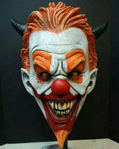 Love Clown, Horror Crafts, Joker Tattoo Design, Horror Clown, Creepy Masks, Badass Drawings