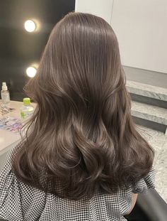 Green Tea Brown Hair, Dark Milk Tea Brown Hair, Olive Beige Hair, Khaki Brown Hair, Olive Beige Hair Color, Cappuccino Brown Hair, Cold Brunette Hair, Cold Brown Hair Color, Japanese Hair Color