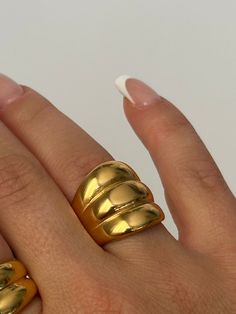 The WILLOW CHUNKY GOLD RING is a stunning statement piece, crafted from durable stainless steel and coated with 18k PVD gold. Its chunky design adds a touch of boldness to any outfit. Elevate your style with this eye-catching ring. Details: Waterproof Tarnish free Hypoallergenic Leggings Hoodie, Ice Ice Baby, Big Rings, Chunky Rings, Toe Rings, Ring Bracelet, Accessories Shop, Ring Shopping, Gold Ring