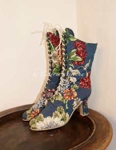 Victorian Bridal Boots, Victorian Heeled Boots, Baroque Fabric, Vintage Floral Boots, Spring Embroidered Knee-high Boots, Boots Victorian, Dr Martens Victorian Flowers, Victorian Boots, Fabric Boots