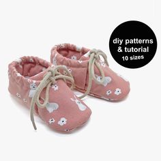 FABRIC BABY SHOES I love these fabric baby bootie patterns! I designed a pair of shoes that can be made on your sewing machine. Make really soft baby shoes with the coolest fabric and the funkiest shoelaces you can find. Surprise a baby with a pair of handmade baby shoes. Make the coolest baby moccasins for a baby outfit, or start a small home-based business shop with handmade baby shoes by yourself. WHAT YOU GET Besides full-size patterns, this PDF in English includes a list with pattern sizes Fun Shoelaces, Shoe Sewing, Shoe Patterns, Soft Baby Shoes, Baby Birthday Gift, Handmade Baby Shoes, Baby Shoes Pattern, Baby Booties Pattern, Shoes Pattern