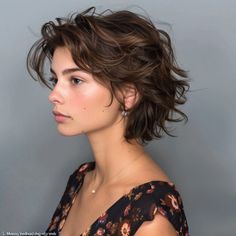 50 Short Shag Hairstyle Ideas Layered Short Hair With Fringe, Short Shag Side Part, Short Hair Volume Cut, Short Hairstyle Wavy Hair, Short Volume Haircuts, Short Hair Inspo Layers, Queer Hair, Layered Shag