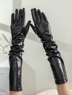 Negro  Collar  Cuerina Liso Guantes Embellished  Todo Finger Gloves, Long Gloves, Dress Gloves, Fall Accessories, Black Party, Leather Sleeve, Womens Gloves, Classic Leather, Leather Gloves