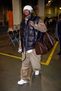 2000s Hip Hop Fashion, Street Style Hip Hop, 90s Street Style, 90s 2000s Fashion, Vintage Street Fashion, Nba Outfit, 90s Fashion Men