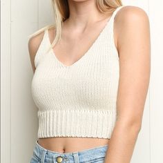 Never Worn Brandy Melville Knit Crop Top! Brandy Melville Tank Top, Brandy Melville Tank, Brandy Melville Tops, Light Cream, Knit Crop Top, Knit Crop, Brandy Melville, White Light, Brandy