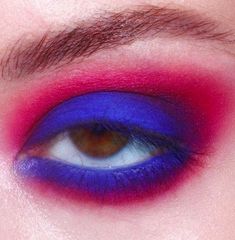 Creative Eye Makeup, Make Up Looks, Snow Angels, Cooler Look